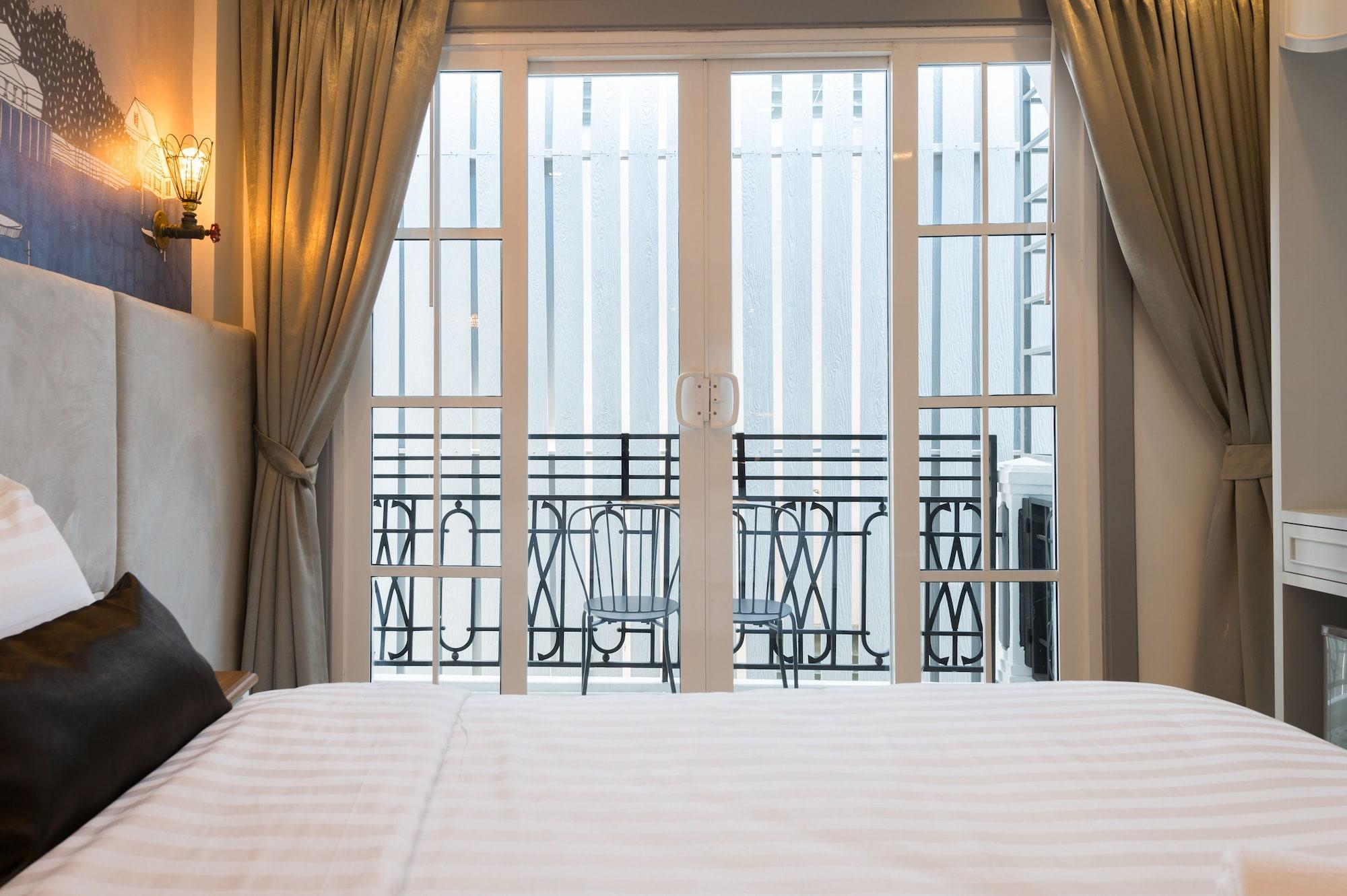 White Ivory Bed And Breakfast Bangkok Exteriör bild