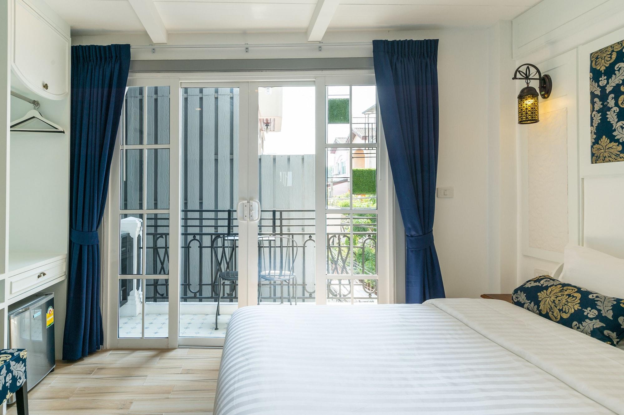 White Ivory Bed And Breakfast Bangkok Exteriör bild