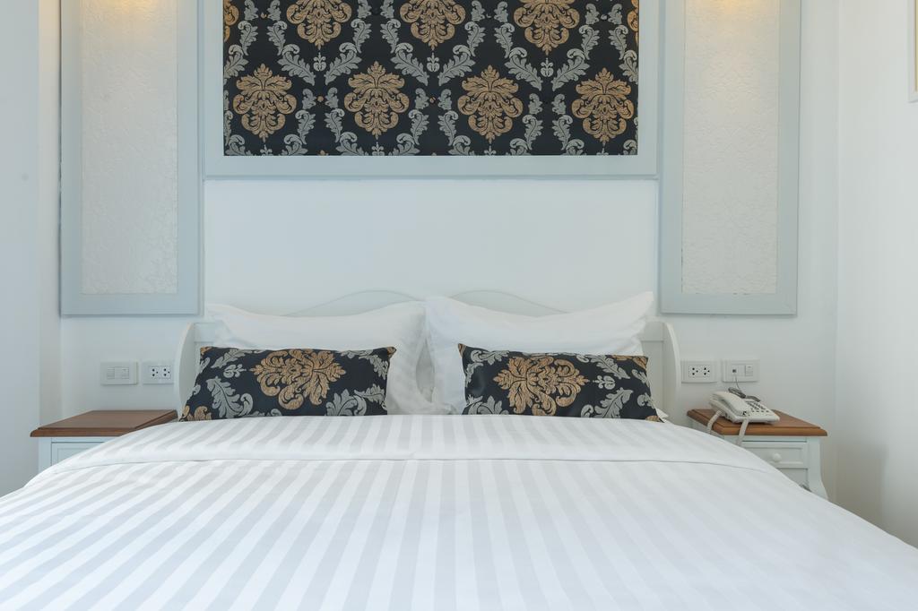White Ivory Bed And Breakfast Bangkok Exteriör bild