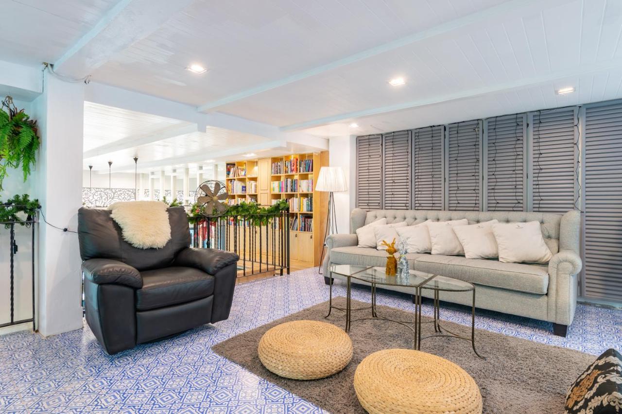 White Ivory Bed And Breakfast Bangkok Exteriör bild